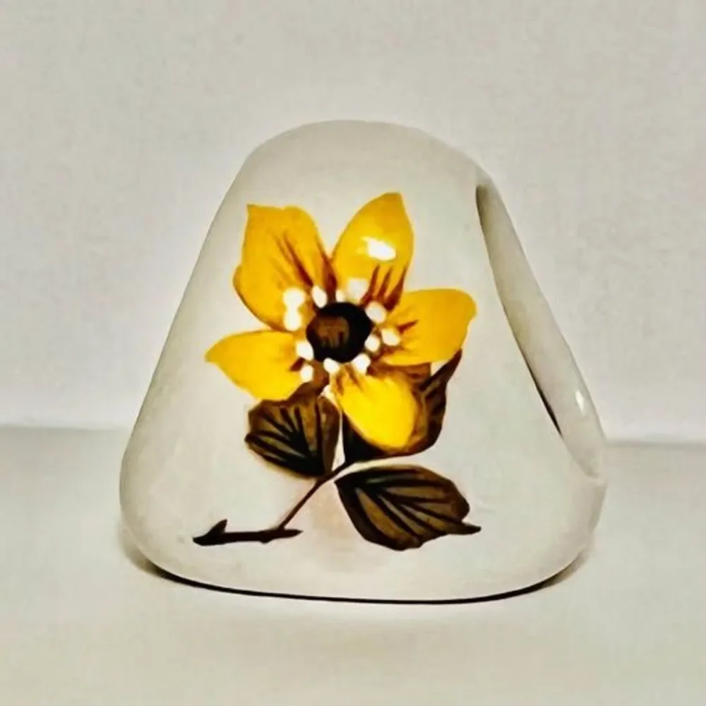 VTG Lord Nelson Pottery England  Ceramic Reversible Two Sided/Scarf Ring w/ Box